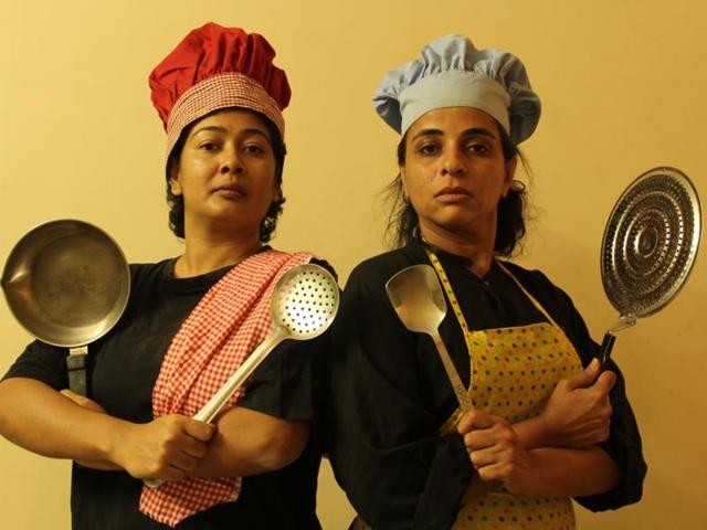 Dhaaba has been written by object theatre practitioner Choiti Ghosh (left).(Photo courtesy: Choiti Ghosh) Dhaaba has been written by object theatre practitioner Choiti Ghosh (left).(Photo courtesy: Choiti Ghosh)