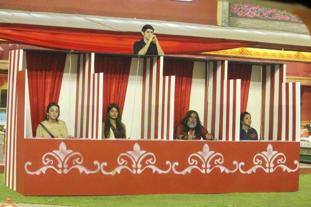 Nitibha, Lopa, Mona and Swamiji sit as Rohan’s puppets. (COLORS)