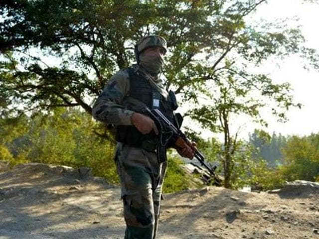 An army jawan and two militants were killed in an encounter in Jammu and Kashmir’s Bandipora district.(File Photo)