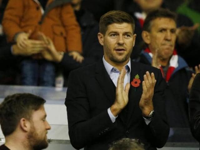 Steven Gerrard applauds fans as he walks off the pitch after his final game at Anfield on May 16, 2015 vs Crystal Palace(Reuters)
