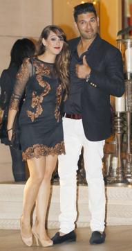 Hazel Keech with Yuvraj Singh at a party in Mumbai. (Photo: Yogen Shah) Hazel Keech with Yuvraj Singh at a party in Mumbai. (Photo: Yogen Shah)