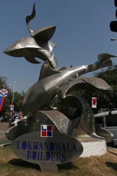 Arzan Khambatta’s steel dolphins in Worli. (HT File Photo )
