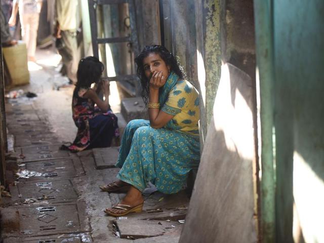 It’s mixed feelings for many at  Sane Guruji Nagar on Friday. (Anshuman Poyrekar/HT PHOTO) 