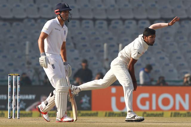Umesh Yadav bowled well and troubled Haseeb Hameed. (Photo by: Deepak Malik/ BCCI/ SPORTZPICS)
