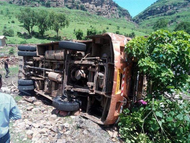 The bus of Christ Jyoti School in Lavkush Nagar here was carrying children to the school from Chandla.(Representative Photo) The bus of Christ Jyoti School in Lavkush Nagar here was carrying children to the school from Chandla.(Representative Photo)