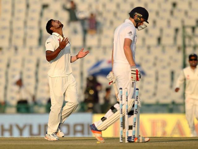 Umesh Yadav got the wicket of Chris Woakes with the new ball as England ended day one on 268/8. (BCCI)