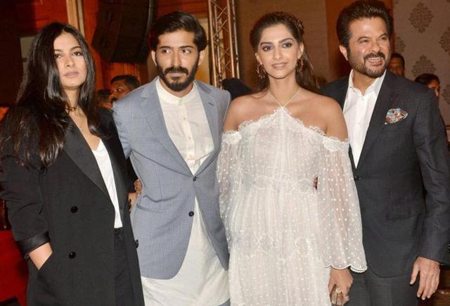Anil Kapoor with son Harshvardhan, and daughters Rhea Kapoor (extreme left) and Sonam Kapoor. (HT Photo)