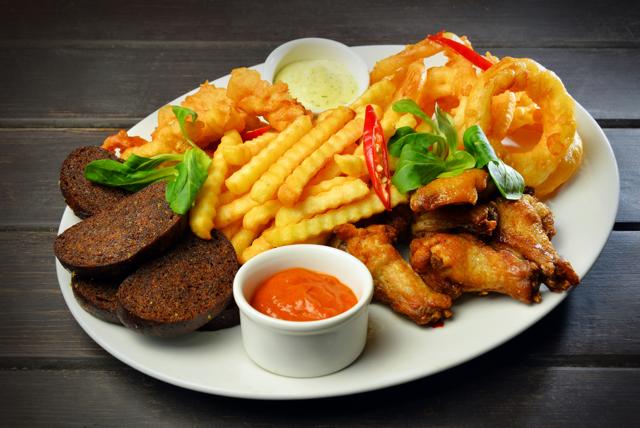 Enjoy fried snacks with cheesy garlic mayo. (Shutterstock) Enjoy fried snacks with cheesy garlic mayo. (Shutterstock)