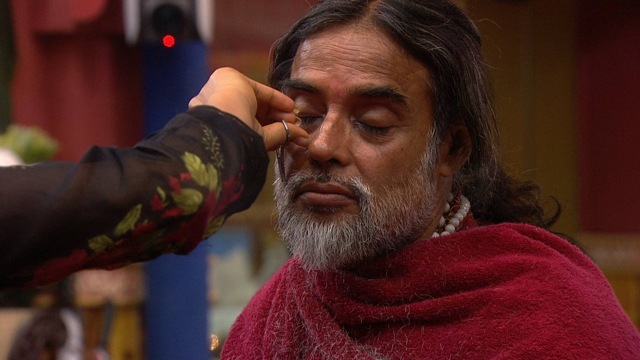 Swamiji gets a swanky makeover (Colors)