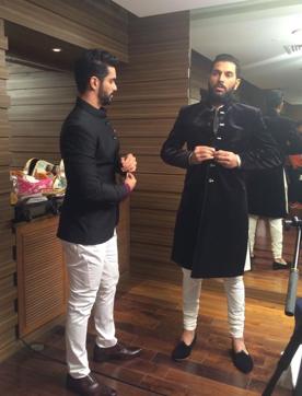 Yuvraj Singh getting ready for the evening function. (Monica Sharma/ HT Photo) Yuvraj Singh getting ready for the evening function. (Monica Sharma/ HT Photo)