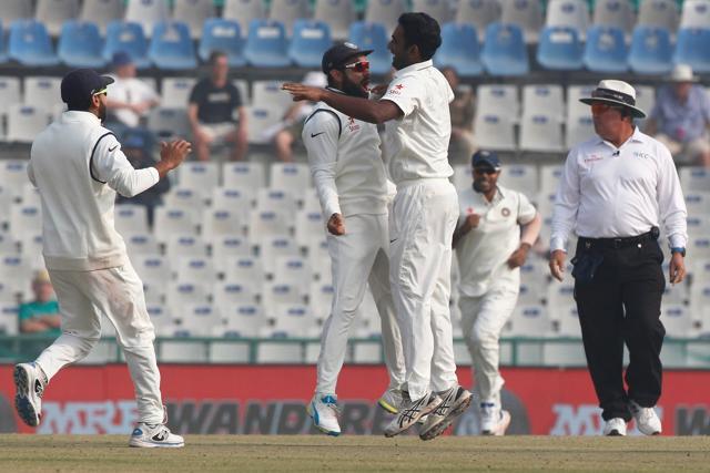 Jayant Yadav got the wicket of Jos Buttler as England were reduced to 107/6 in Mohali. (Photo by: Deepak Malik/ BCCI/ SPORTZPICS)