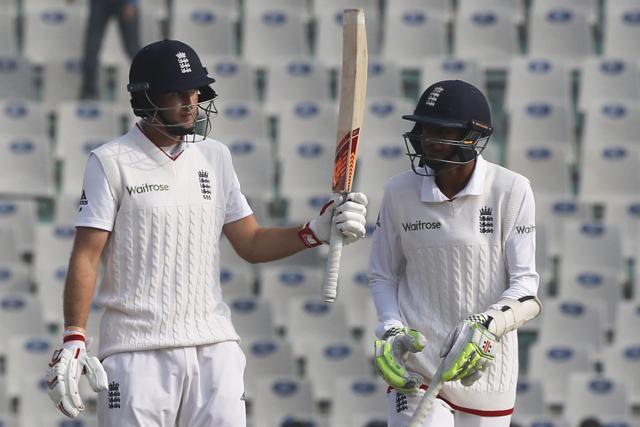 Joe Root ‘s fifty allowed England to stay in the match as India continued to apply pressure. (Photo by: Deepak Malik/ BCCI/ SPORTZPICS)