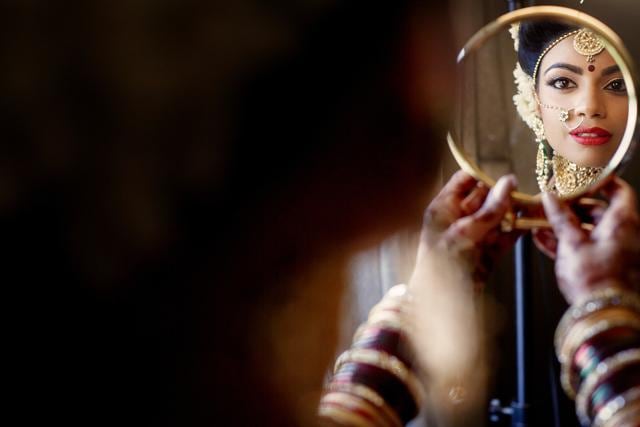 Almost all wedding-related purchases are made in cash from savings put aside over years. The currency ban, however, has forced many families to cut back. (Shutterstock) Almost all wedding-related purchases are made in cash from savings put aside over years. The currency ban, however, has forced many families to cut back. (Shutterstock)