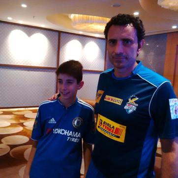 Atletico de Kolkata Jose Molina with his son Mateo is likely to rest key players for the match against FC Pune City. (HT Photo) Atletico de Kolkata Jose Molina with his son Mateo is likely to rest key players for the match against FC Pune City. (HT Photo)