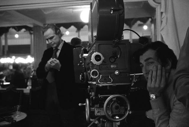 Vittorio Storaro on the sets of Last Tango in Paris. (Pinterest)