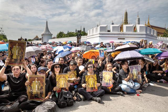 After King Bhumibol died in October this year, the new King (the former Crown Prince) accepted the crown and the country was poised halfway between mourning and celebration After King Bhumibol died in October this year, the new King (the former Crown Prince) accepted the crown and the country was poised halfway between mourning and celebration