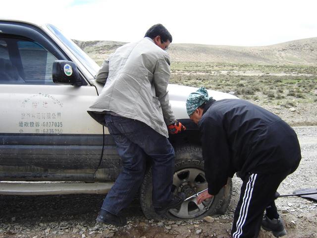 Vehicles like SUVs are an ideal choice for trudging through the rugged terrain leading up to Mount Kailash though one can expect to end up changing punctured tyres Vehicles like SUVs are an ideal choice for trudging through the rugged terrain leading up to Mount Kailash though one can expect to end up changing punctured tyres