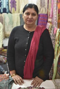 Sapna Kavita Oberoi, a Pakistani exhibitor at PITEX, Amritsar, (Gurpreet Singh/HT) Sapna Kavita Oberoi, a Pakistani exhibitor at PITEX, Amritsar, (Gurpreet Singh/HT)