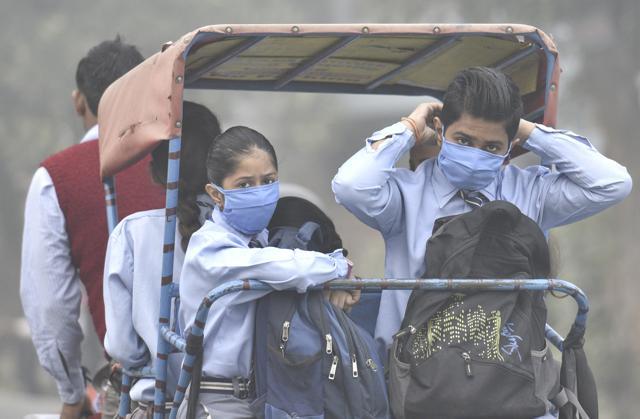 The negative impact of PM10 on pulmonary circulation was more pronounced in patients with obstructive sleep apnoea. (Mohd Zakir/HT Photo) The negative impact of PM10 on pulmonary circulation was more pronounced in patients with obstructive sleep apnoea. (Mohd Zakir/HT Photo)