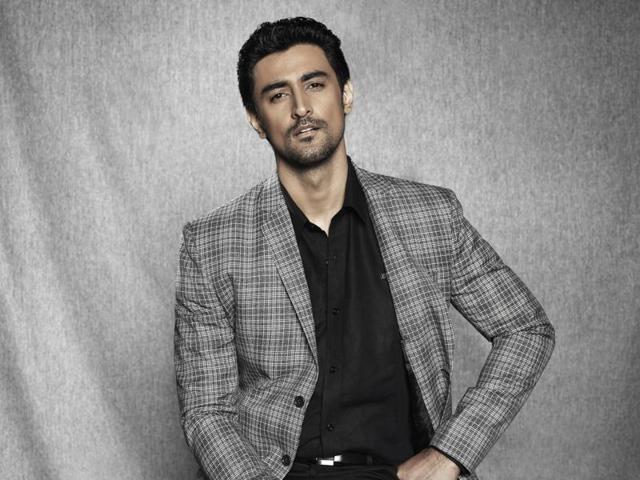Kunal Kapoor reveals that he is developing scripts of his own and says that he likes ideating and thinking about different stories. Kunal Kapoor reveals that he is developing scripts of his own and says that he likes ideating and thinking about different stories.
