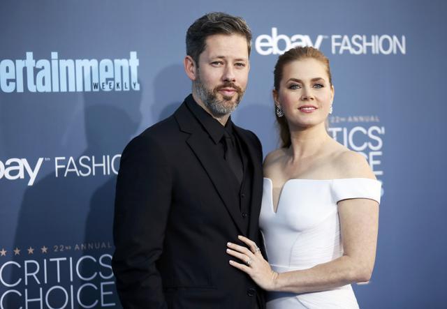 Amy Adams with husband Darren Le Gallo arrive at the 22nd Annual Critics' Choice Awards. (REUTERS)