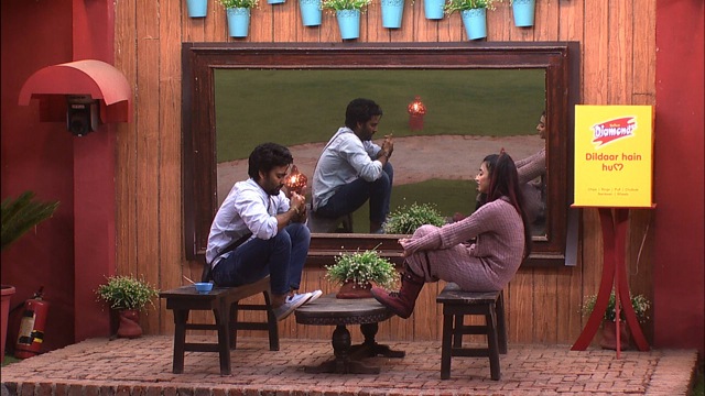 Bani discusses Gaurav’s behaviour with Manveer. (Colors) Bani discusses Gaurav’s behaviour with Manveer. (Colors)