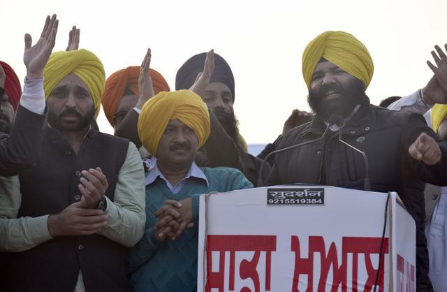 Candidate Shergill speaks at the AAP rally in Majitha. (Gurpreet Singh/HT)