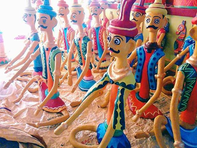 (www.facebook.com/PoushMela2016) (www.facebook.com/PoushMela2016)