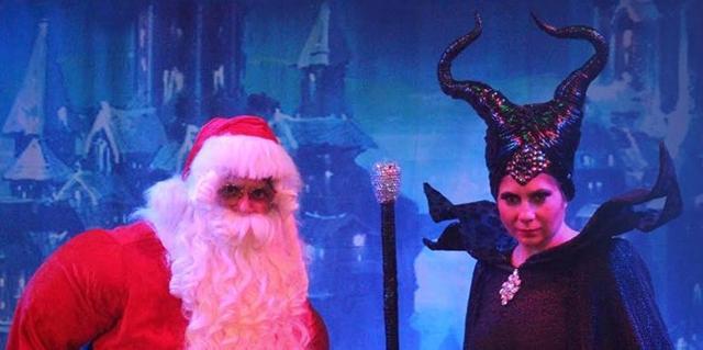A Wicked Wazoo Steals Christmas.