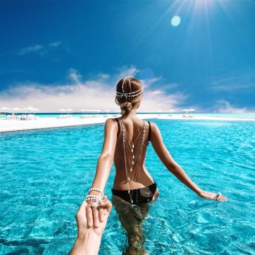 At their honeymoon in the Maldives (Murad Osmann) At their honeymoon in the Maldives (Murad Osmann)