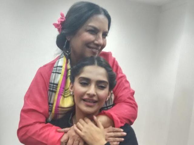 Shabana Azmi strikes a pose with her Neerja co-star Sonam Kapoor. (YouTube ) Shabana Azmi strikes a pose with her Neerja co-star Sonam Kapoor. (YouTube )