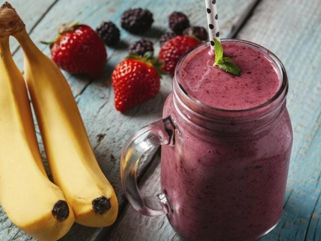 Bananas have potassium, fibre, magnesium, vitamin C, B6, manganese, copper, protein and calcium. Whoa! Bananas have potassium, fibre, magnesium, vitamin C, B6, manganese, copper, protein and calcium. Whoa!