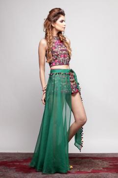 A model strikes a pose in this bohemian outfit designed by Nandita Thirani. A model strikes a pose in this bohemian outfit designed by Nandita Thirani.