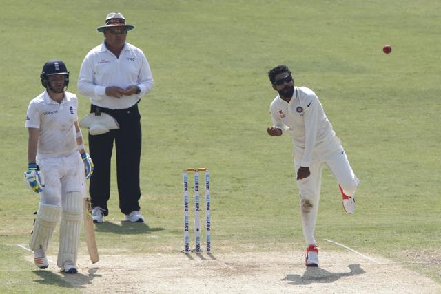 Ravindra Jadeja bowls during Day 2 of the 5th Test match between India and England at the M. A. Chidambaram Stadium on December 16, 2016. (BCCI)