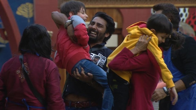 Housemates are happy to see Priyanka’s kids. (Colors) Housemates are happy to see Priyanka’s kids. (Colors)