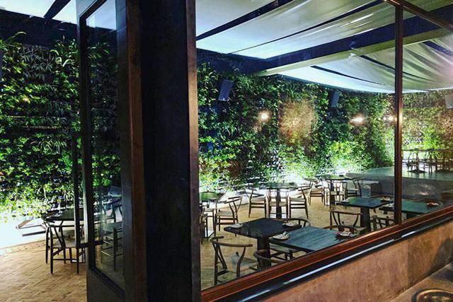 The decor (Photo courtesy: The Junkyard Café) The decor (Photo courtesy: The Junkyard Café)