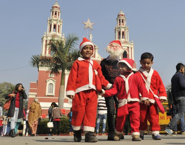 Visit the church, pray and enjoy during the Christmas Day at Sacred Heart Cathedral in Connaught Place (Sushil Kumar/HT) Visit the church, pray and enjoy during the Christmas Day at Sacred Heart Cathedral in Connaught Place (Sushil Kumar/HT)