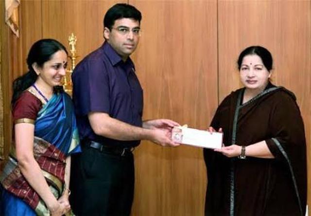 Viswanathan Anand had a good rapport with Tamil Nadu’s iconic politician Jayalalithaa, who died recently due to illness. (Viswanathan Anand Twitter) Viswanathan Anand had a good rapport with Tamil Nadu’s iconic politician Jayalalithaa, who died recently due to illness. (Viswanathan Anand Twitter)