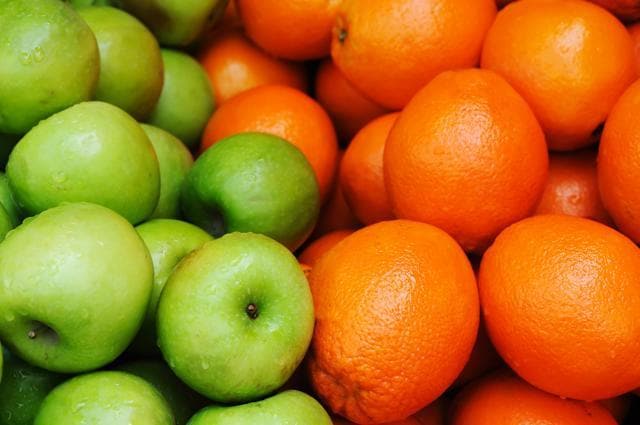 Seasonal fruits such as apples, oranges and guavas help strengthen the immune system against infections and viruses. (Shutterstock) Seasonal fruits such as apples, oranges and guavas help strengthen the immune system against infections and viruses. (Shutterstock)