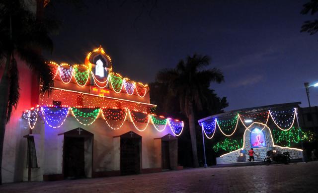 Churches were decorated with lights, balloons and other Christmas decorative stuff to prevail the Yule spirit. Illuminated Saint Joseph Church in Indore. (Arun Mondhe/HT photo) Churches were decorated with lights, balloons and other Christmas decorative stuff to prevail the Yule spirit. Illuminated Saint Joseph Church in Indore. (Arun Mondhe/HT photo)