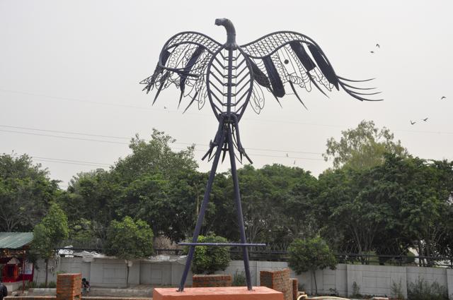 Besides sculptures, Metro will plant rare, medicinal plants in the Eco Park. The Metro will install solar panels to generate power and use only recycled water. (HT Photo) Besides sculptures, Metro will plant rare, medicinal plants in the Eco Park. The Metro will install solar panels to generate power and use only recycled water. (HT Photo)