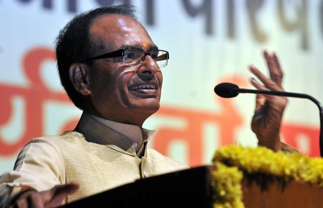 CM Shivraj Singh Chouhan speaking at the ABVP meet. (Arun Mondhe /HT photo) CM Shivraj Singh Chouhan speaking at the ABVP meet. (Arun Mondhe /HT photo)