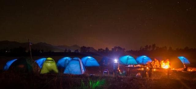 River-side Camping (Photo: Mumbai Travellers) River-side Camping (Photo: Mumbai Travellers)