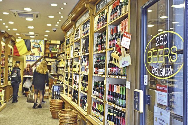 Beer stores in Brussels always offer a large variety (Saubhadra Chatterji) Beer stores in Brussels always offer a large variety (Saubhadra Chatterji)