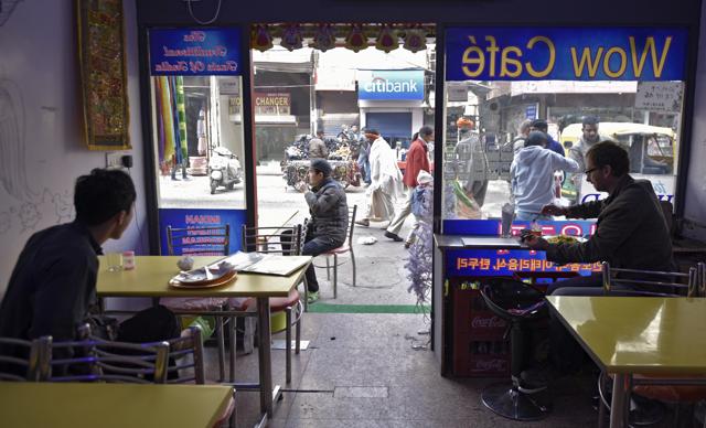 A near entry cafe at Paharganj in New Delhi. (Ravi Choudhary/Hindustan Times) A near entry cafe at Paharganj in New Delhi. (Ravi Choudhary/Hindustan Times)