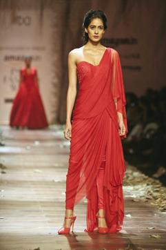 Intricate thread work and drapes set Shantanu &amp; Nikhil’s creations apart