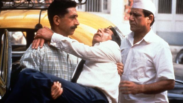 Om Puri played the role of a mediator in the film which received 12 Genies. Om Puri played the role of a mediator in the film which received 12 Genies.