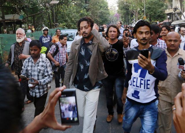 Actor Irrfan Khan arrives to pay his final respects to Om Puri (AP) Actor Irrfan Khan arrives to pay his final respects to Om Puri (AP)
