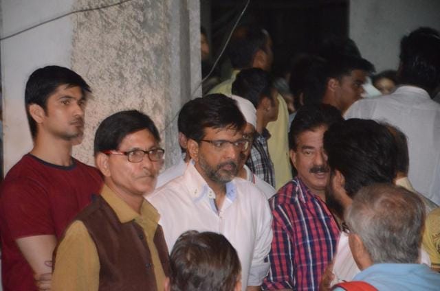Mumbai: Actor Javed Jaffrey at the funeral of actor Om Puri in Mumbai on Jan 6, 2017. Om Puri who passed away after a massive heart attack. (Photo: IANS) (IANS) Mumbai: Actor Javed Jaffrey at the funeral of actor Om Puri in Mumbai on Jan 6, 2017. Om Puri who passed away after a massive heart attack. (Photo: IANS) (IANS)