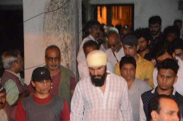 Actor Randeep Hooda at the funeral (IANS) Actor Randeep Hooda at the funeral (IANS)